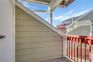 980 S Dawson Way, Aurora, CO 80012 - Photo 10