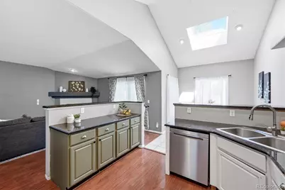 8469 S Upham Way, Littleton, CO 80128 - Photo 4