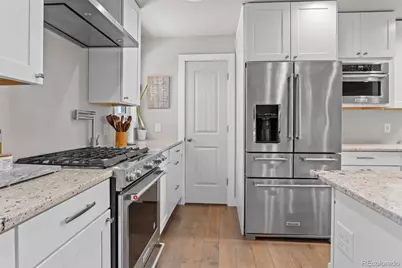 21375 E Nichols Place, Aurora, CO 80016 - Photo 10