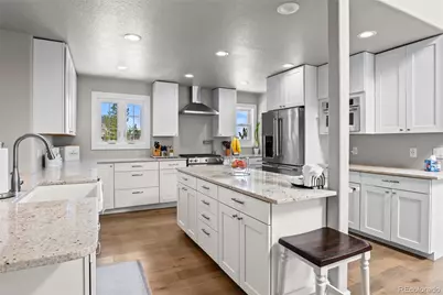 21375 E Nichols Place, Aurora, CO 80016 - Photo 6