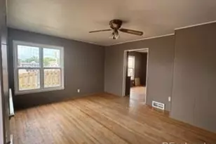 811 S Date St, Yuma, CO 80759 - Photo 2