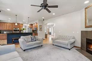 10215 W Wesley Dr, Denver, CO 80227 - Photo 12