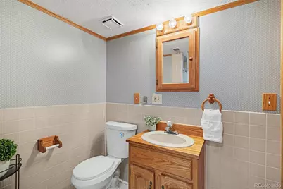 9643 W Grand Avenue, Littleton, CO 80123 - Photo 18