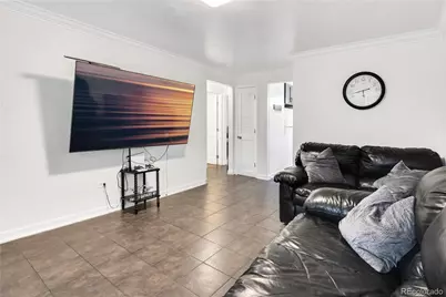 6427 W 11th Avenue #5, Denver, CO 80214 - Photo 2