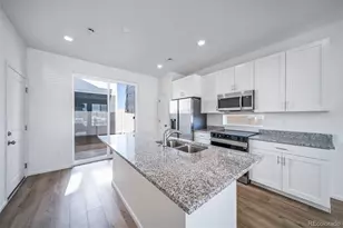 46601 Sunflower Ln, Bennett, CO 80102 - Photo 4