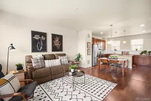 624 E Hinsdale Ave, Littleton, CO 80122 - Photo 10