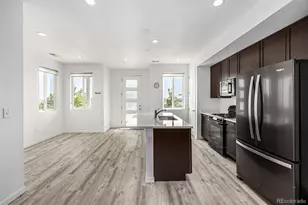 9667 Walden St, Commerce City, CO 80022 - Photo 8