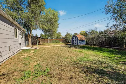 820 Oakland Street, Aurora, CO 80010 - Photo 28