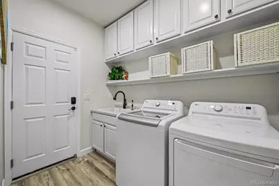 27046 E Irish Avenue, Aurora, CO 80016 - Photo 14