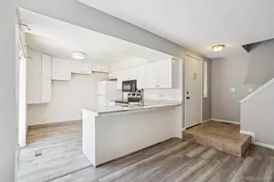 2453 S Xanadu Way, Aurora, CO 80014 - Photo 6