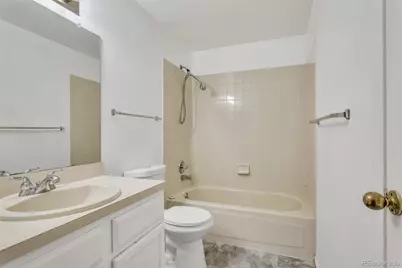 1545 S Ouray Circle #B, Aurora, CO 80017 - Photo 8