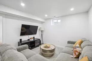 1888 S Filbert Ct, Denver, CO 80222 - Photo 30