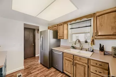 2446 S Vaughn Way #C, Aurora, CO 80014 - Photo 6
