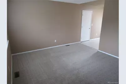 719 S Macon Way, Aurora, CO 80012 - Photo 4