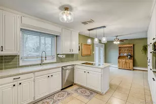 850 Holland St, Lakewood, CO 80215 - Photo 6