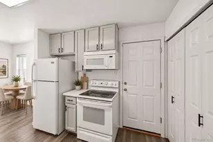 17183 E Wyoming Dr, Aurora, CO 80017 - Photo 6