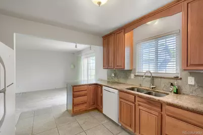 9047 E Chenango Avenue, Englewood, CO 80111 - Photo 6