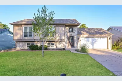 5859 S Perth Place, Aurora, CO 80015 - Photo 1