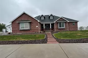 15585 Edna Dr, Brighton, CO 80603 - Photo 2
