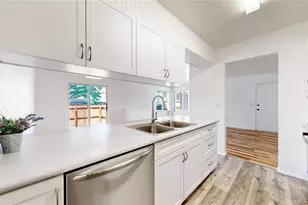 8792 Chase Dr, Arvada, CO 80003 - Photo 10