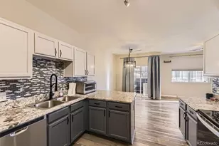 22520 E Ontario Dr, Aurora, CO 80016 - Photo 8