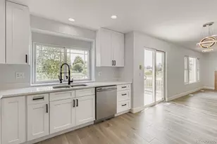 3362 S Kirk Ct, Aurora, CO 80013 - Photo 8