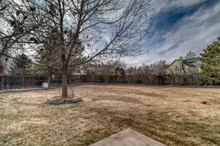 7906 S Flower Ct, Littleton, CO 80128 - Photo 22