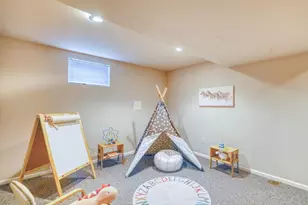 7906 S Flower Ct, Littleton, CO 80128 - Photo 20