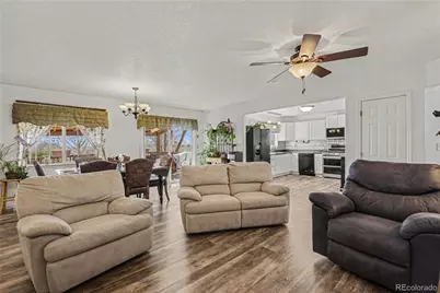 580 S Elm Street, Keenesburg, CO 80643 - Photo 6