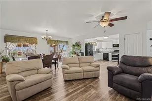 580 S Elm St, Keenesburg, CO 80643 - Photo 6