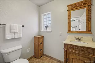 580 S Elm St, Keenesburg, CO 80643 - Photo 14