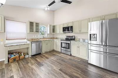 21400 E 11th Avenue, Aurora, CO 80018 - Photo 12