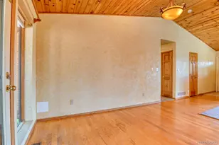 104 Beaver Lake Dr, Divide, CO 80814 - Photo 8