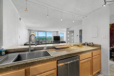 1020 15th Street #33A, Denver, CO 80202 - Photo 14