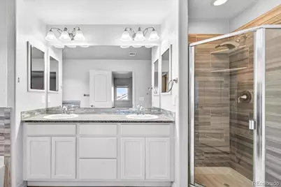 56534 E 24th Avenue, Strasburg, CO 80136 - Photo 16