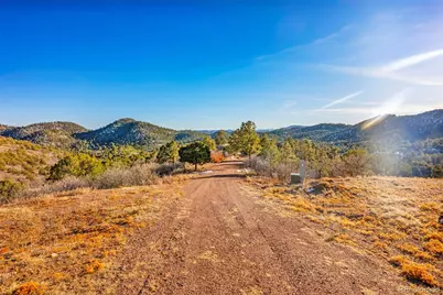 303 Peak View Place, Canon City, CO 81212 - Photo 2