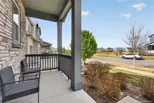 127 N Oak Hill Way, Aurora, CO 80018 - Photo 2