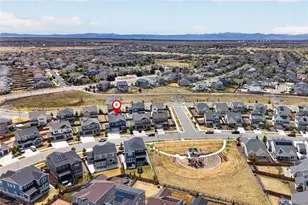 127 N Oak Hill Way, Aurora, CO 80018 - Photo 38