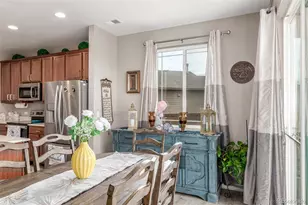 25664 E Byers Dr, Aurora, CO 80018 - Photo 12