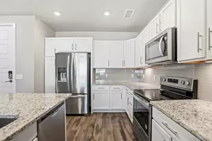 480 E Fremont Pl, Littleton, CO 80122 - Photo 4