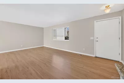 1541 S Fairplay Way, Aurora, CO 80012 - Photo 4