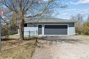 327 S Pine St, Elizabeth, CO 80107 - Photo 4