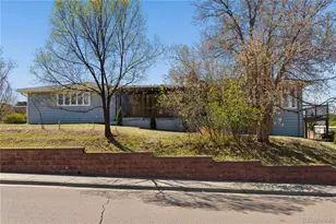 327 S Pine St, Elizabeth, CO 80107 - Photo 2
