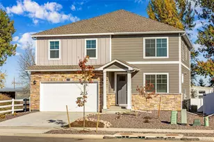 810 N Clubview St, Watkins, CO 80137 - Photo 2
