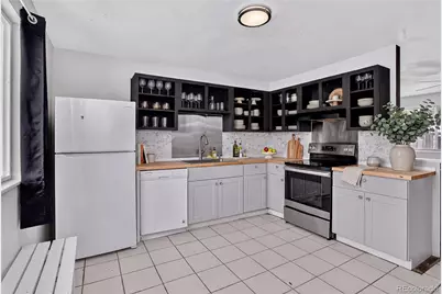 5353 Billings Street, Denver, CO 80239 - Photo 10