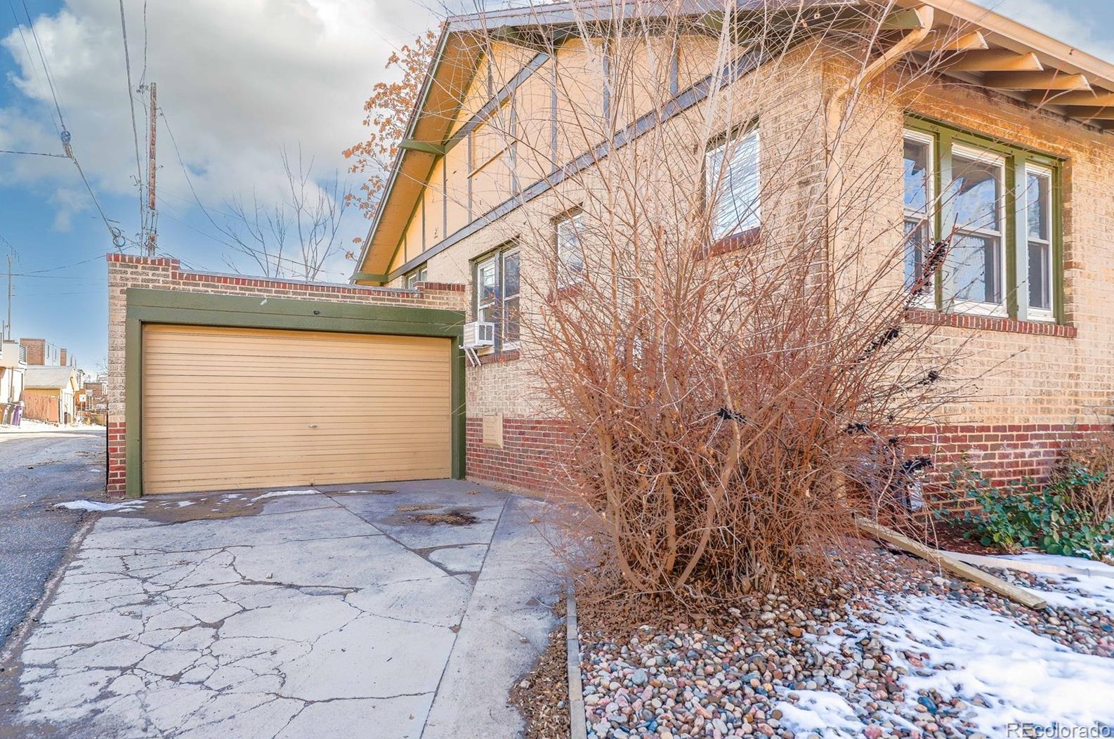 614 Ellsworth Ave, Denver CO  80209-2012 exterior