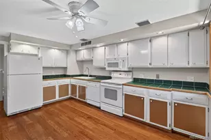 3576 S Ivanhoe St, Denver, CO 80237 - Photo 2