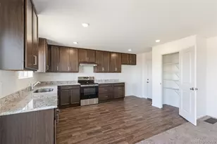 1662 S Gold Bug Wy, Aurora, CO 80018 - Photo 12