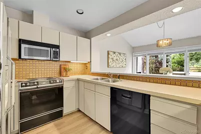 9200 E Cherry Creek South Drive #8, Denver, CO 80231 - Photo 12