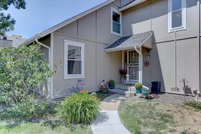 2671 S Xanadu Way #B, Aurora, CO 80014 - Photo 2